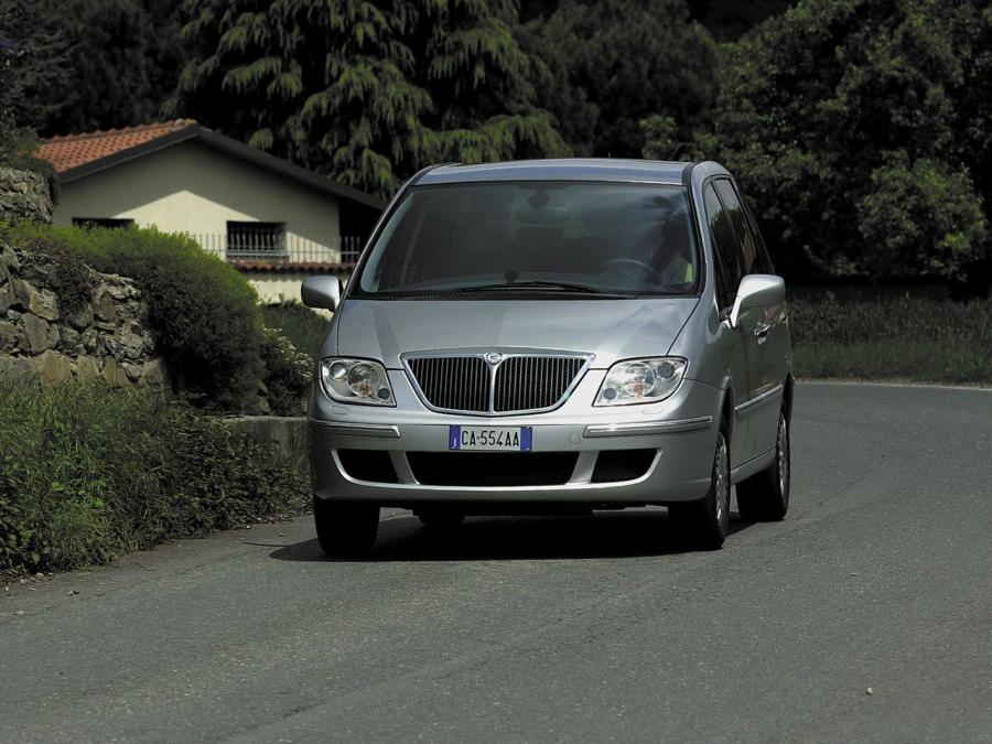  Lancia Phedra 2002 года  (фото 123 из 123)